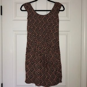 SUPER CUTE SHIFT DRESS BY PINKYOTTO SMALL